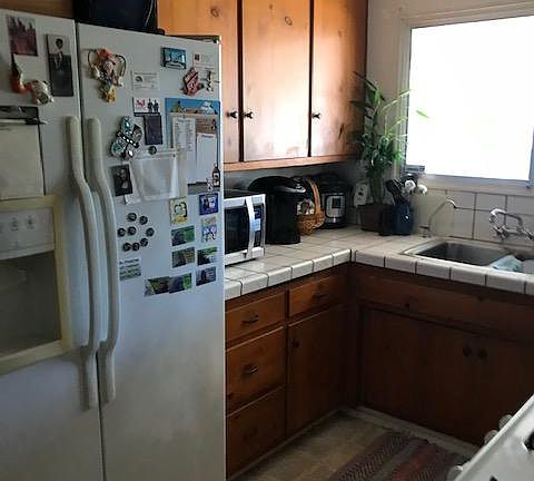 5th image of 4634 Derrick Dr
