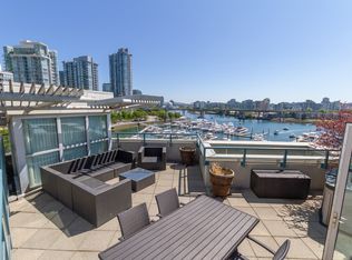 1228 Marinaside Cres #610, Vancouver, BC V6Z2W4