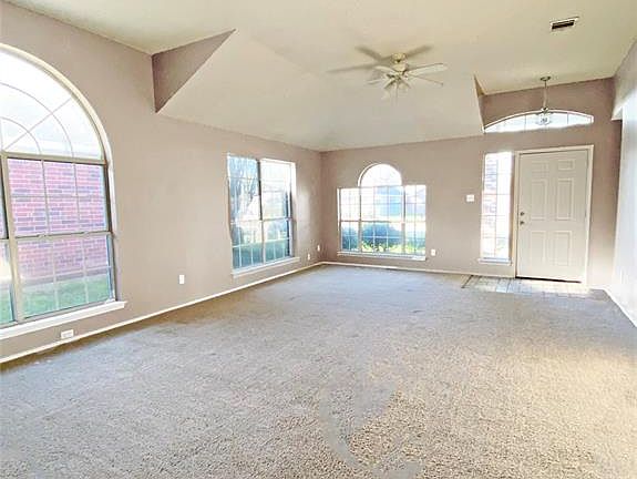 4th image of 608 Ashcrest Ct