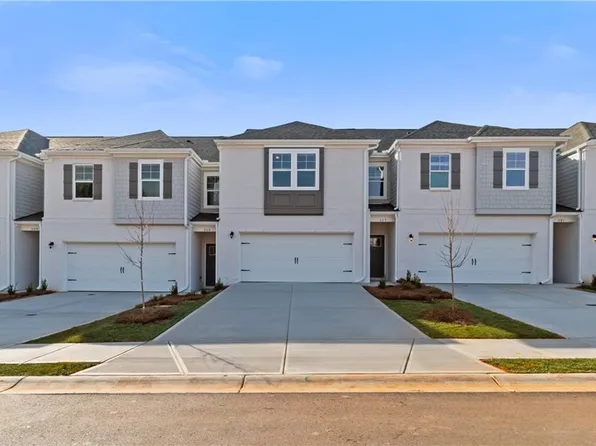 239 Sanctuary Dr, McDonough, GA 30253