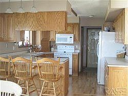 3rd image of 1401 Evergreen Dr