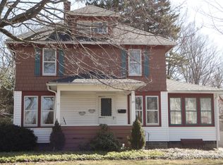 85 Hawkins Ave, Hamburg, NY 14075