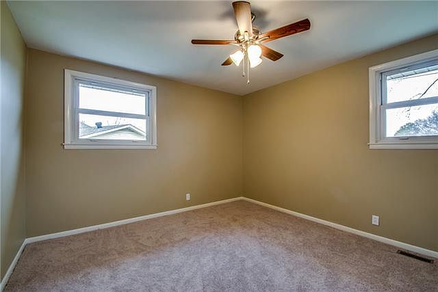 2nd image of 3102 Vailview Dr