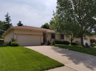 2411 N 154th Ave, Omaha, NE 68116