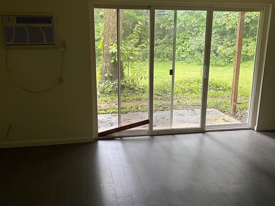 1st image of 4738 Gray Rd APT 6