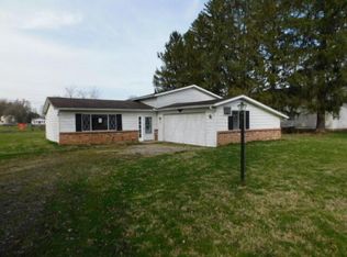 2088 Lorimer Dr NE, Newark, OH 43055