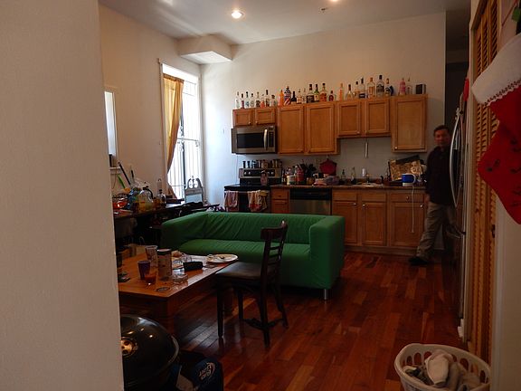 5th image of 1739 W Montgomery Ave