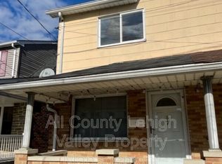 37 N Front St, Coplay, PA 18037