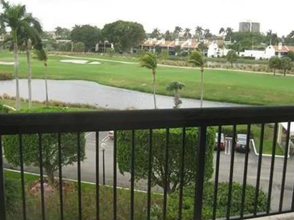 1900 Consulate Pl APT 305, West Palm Beach, FL 33401