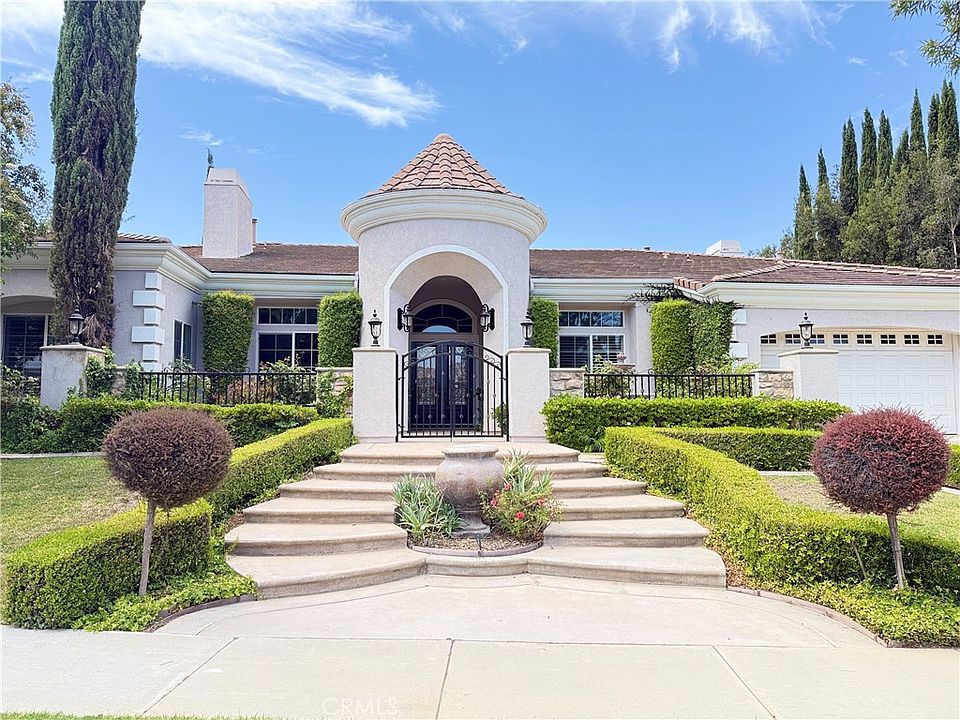 1st image of 1660 Alamitos Cir