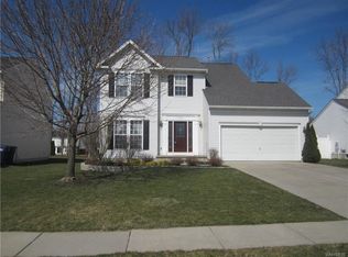 1522 Evergreen Dr, Lake View, NY 14085
