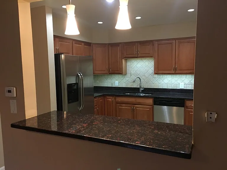 Kitchen view -bfast nook
