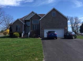 131 Antelope Ln, Princeton, WV 24739