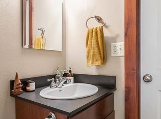 1010 Roanoke Ave #2, Bend, OR 97703