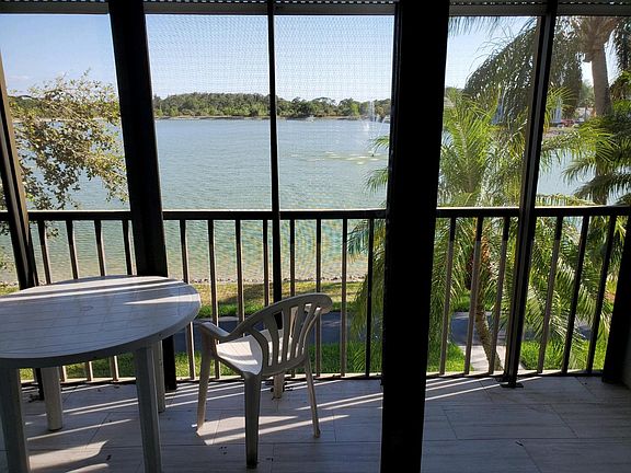 Screened lanai, view of lake