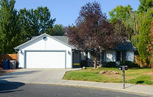 2324 N Pilgrim Pl Photo 1 2324 N Pilgrim Pl Photo 1