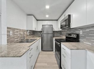 606 W 81st St APT 120, Hialeah, FL 33014