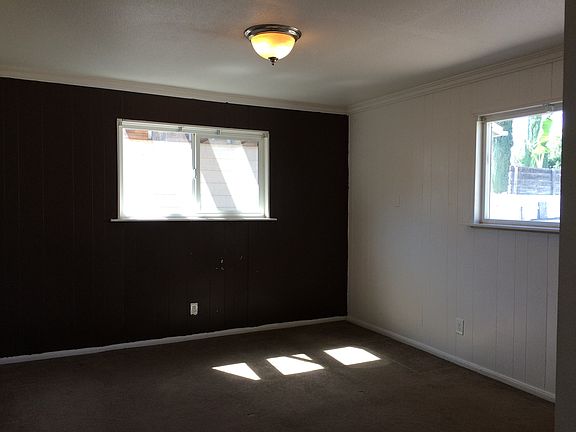 5th image of 4440 Los Serranos Blvd