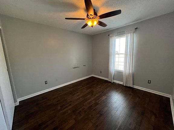 2nd image of 5800 Blendonbrook Ln #110A