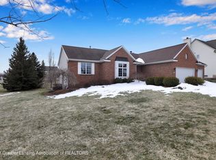 3301 Hollow Spring Dr, Dewitt, MI 48820