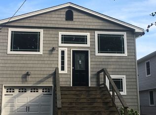 398 Collington Dr, Ronkonkoma, NY 11779