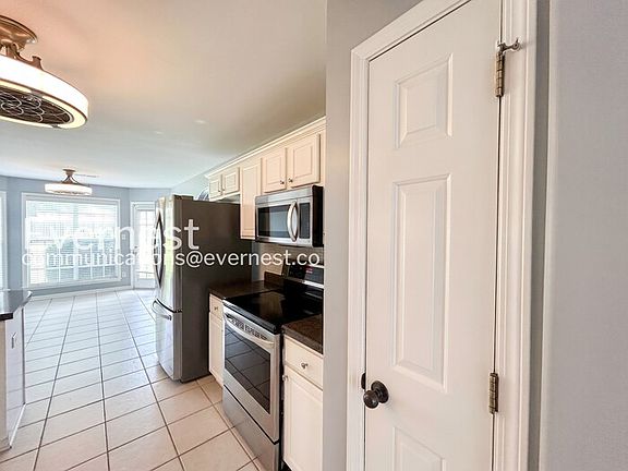 4th image of 11168 Arlington Trace Dr