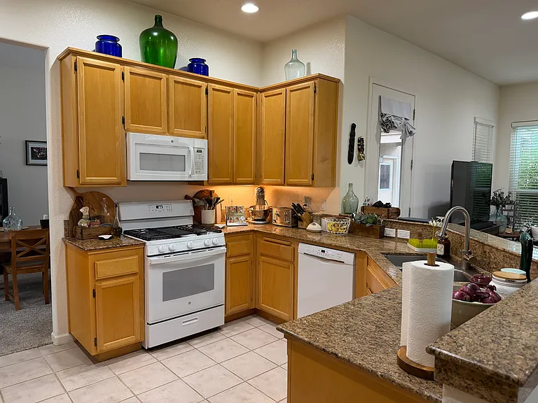 1806 Tahoe Pl — Photo 7