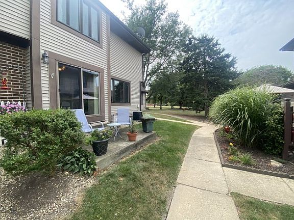 4th image of 1547 Timberwood Ct #36