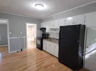 65 Charlton St #1, Oxford, MA 01540