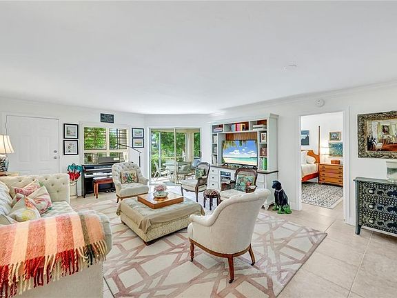 2nd image of 5637 Turtle Bay Dr APT 17