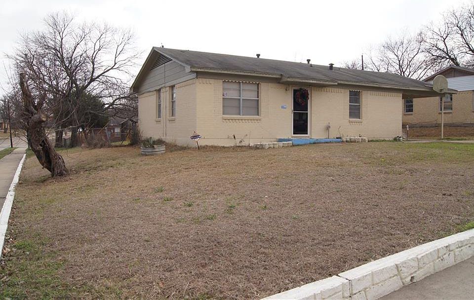 1st image of 1800 Del Oak Dr