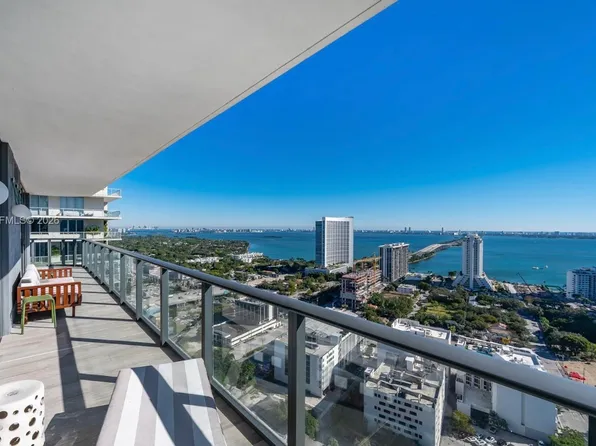 121 34th St, Miami, FL