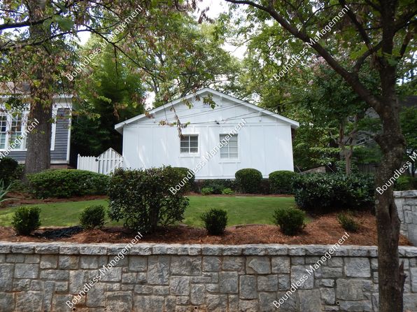 712 Highland Ave NE APT 4