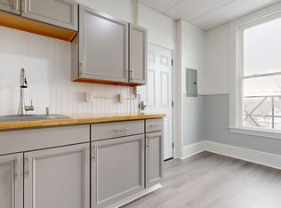 901 Main St #5, Sanford, ME 04073