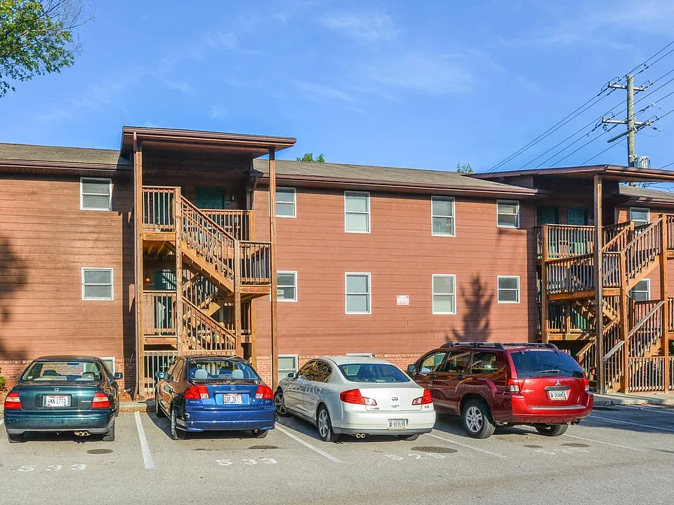 523 E Smith Ave