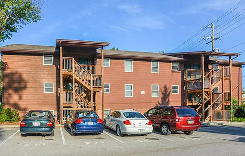 523 E Smith Ave Photo 1