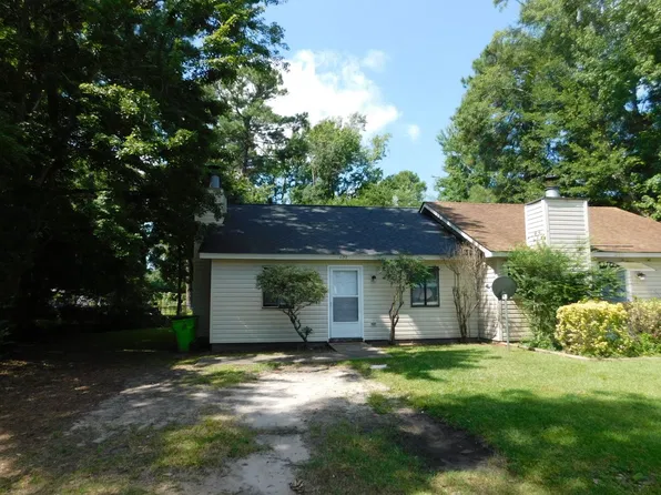 235 Cedar Ridge Ln, Havelock, NC 28532