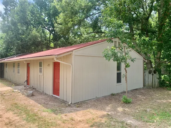 2422 Hayden Rd, Pea Ridge, AR 72751