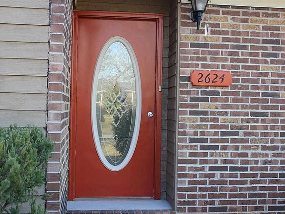 4th image of 2624 Linwood Ln