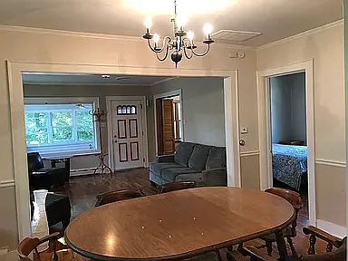910 S Anderson St — Photo 8