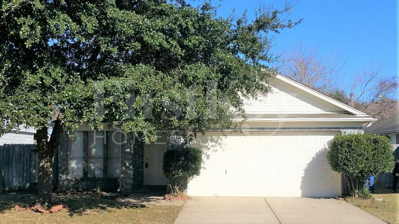 3 bed, 2.0 bath, 1520 sqft, $1,995 — Photo 1