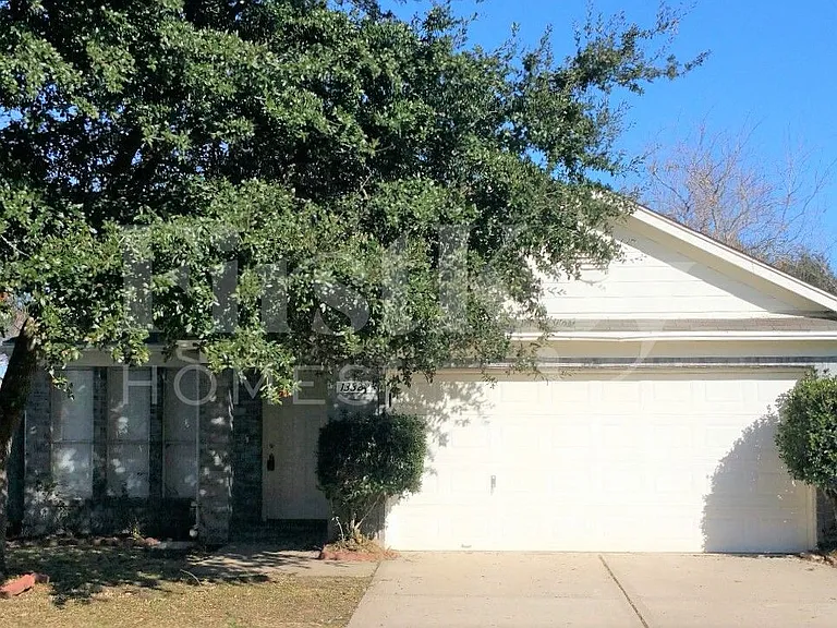 13322 Gendley Dr — Photo 1