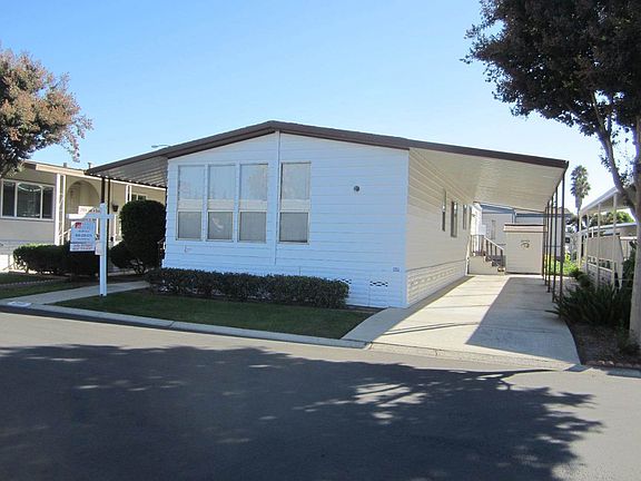 3rd image of 2811 Moss Hollow Dr #2811