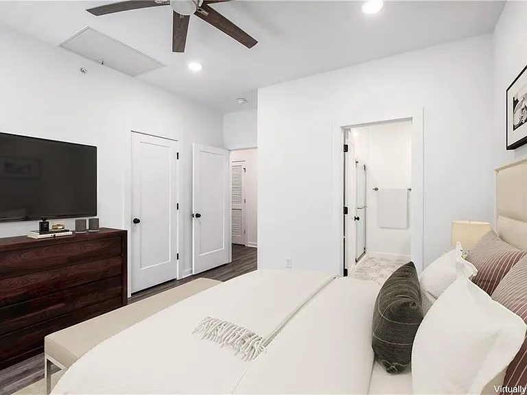 5924 S Congress Ave #12 — Photo 10