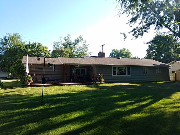 2nd image of 2823 Fleetwood Dr