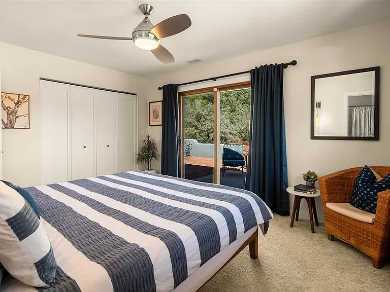 311 Meadowlark Ln — Photo 23