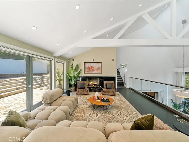 9653 Oak Pass Rd — Photo 14