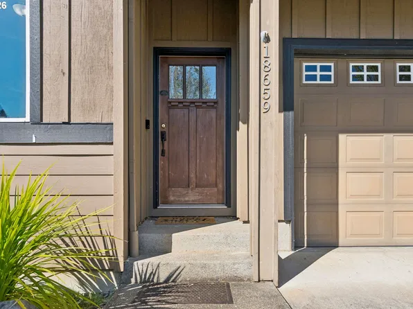18659 Van Fleet Ave, Sandy, OR 97055