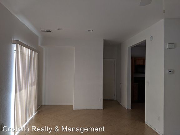 4th image of 934 Sunny Acres Ave