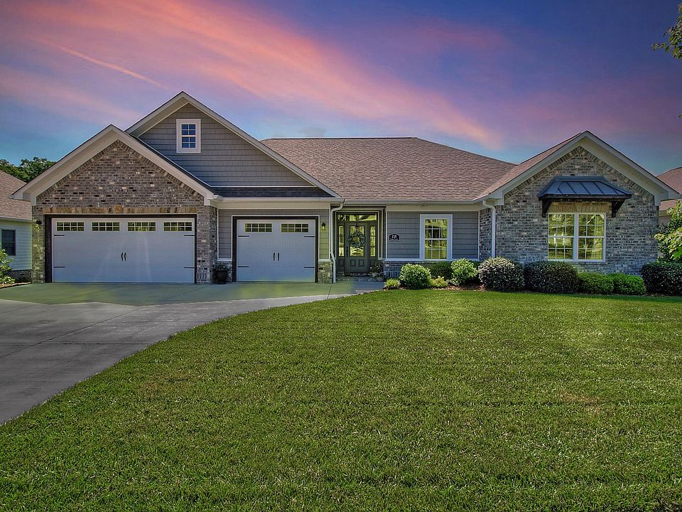 1st image of 218 Laurel Cyn